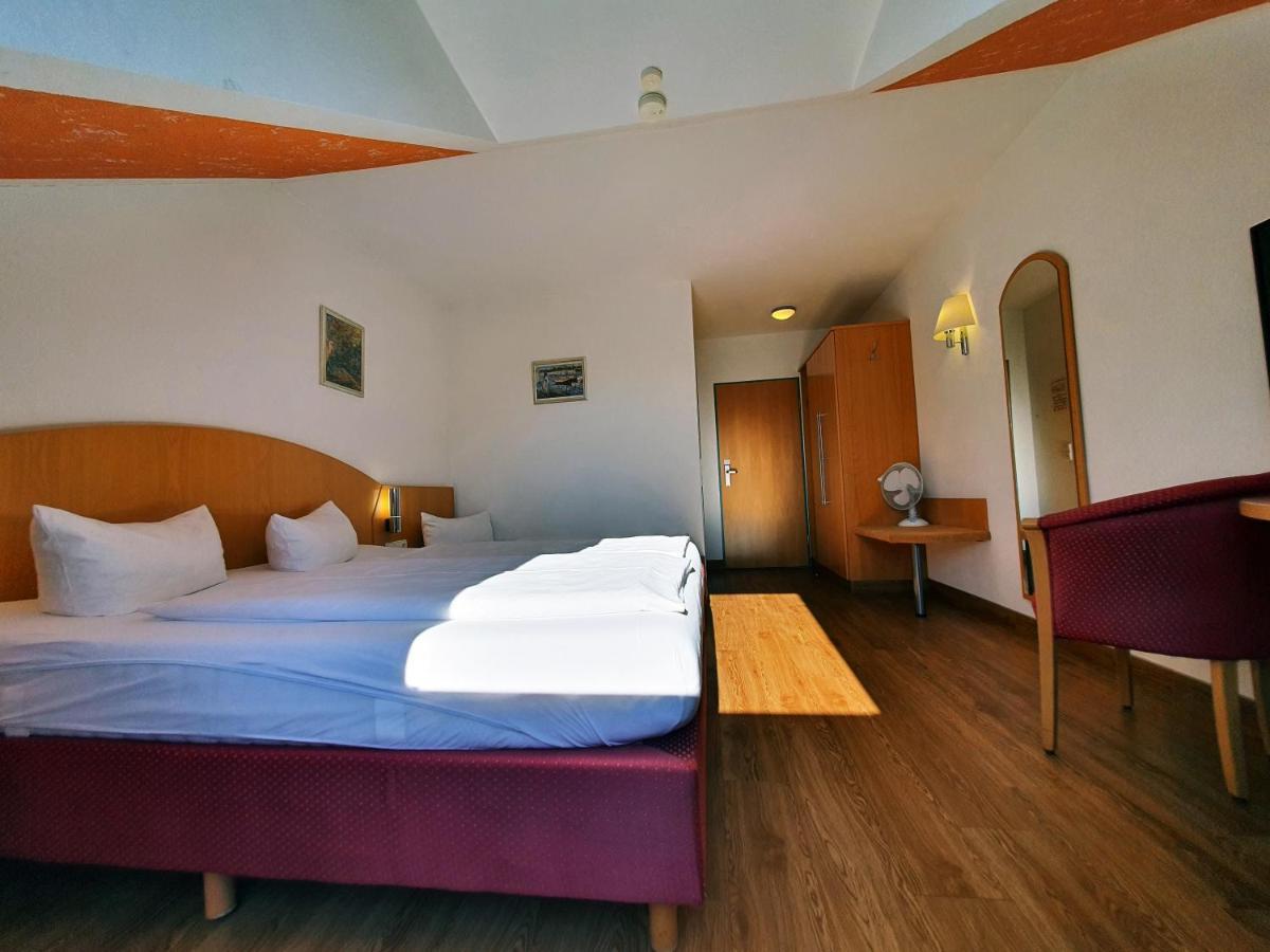 Hotel Sunparc - Shuttle Zum Europa-Park Rust 4Km & Rulantica 2Km Ringsheim Eksteriør bilde
