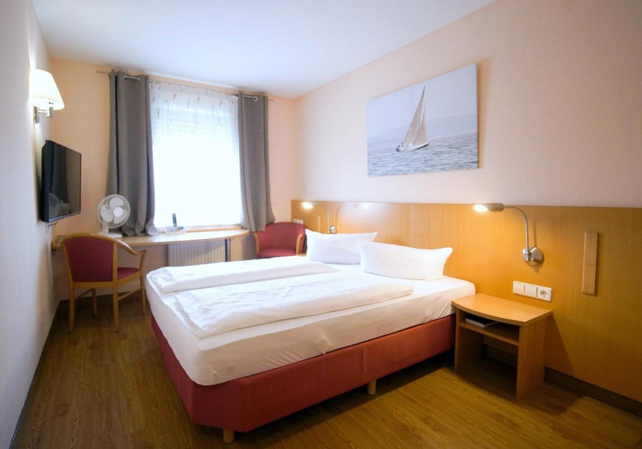 Hotel Sunparc - Shuttle Zum Europa-Park Rust 4Km & Rulantica 2Km Ringsheim Eksteriør bilde