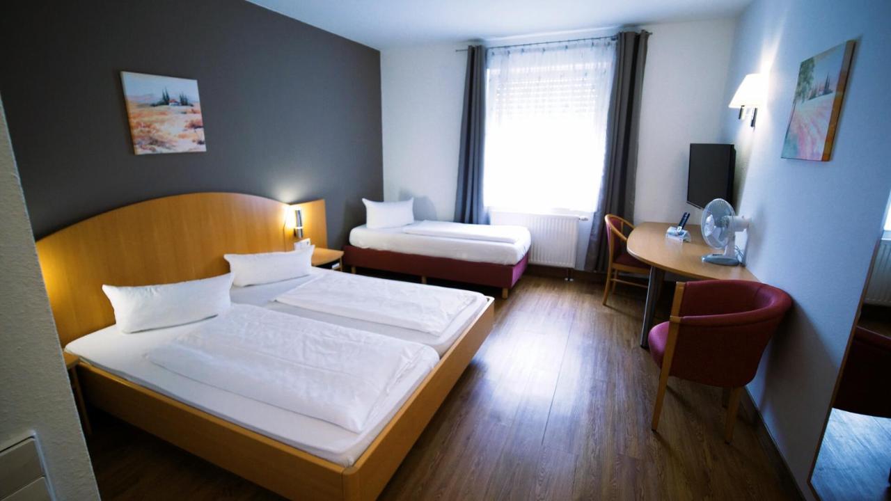 Hotel Sunparc - Shuttle Zum Europa-Park Rust 4Km & Rulantica 2Km Ringsheim Eksteriør bilde