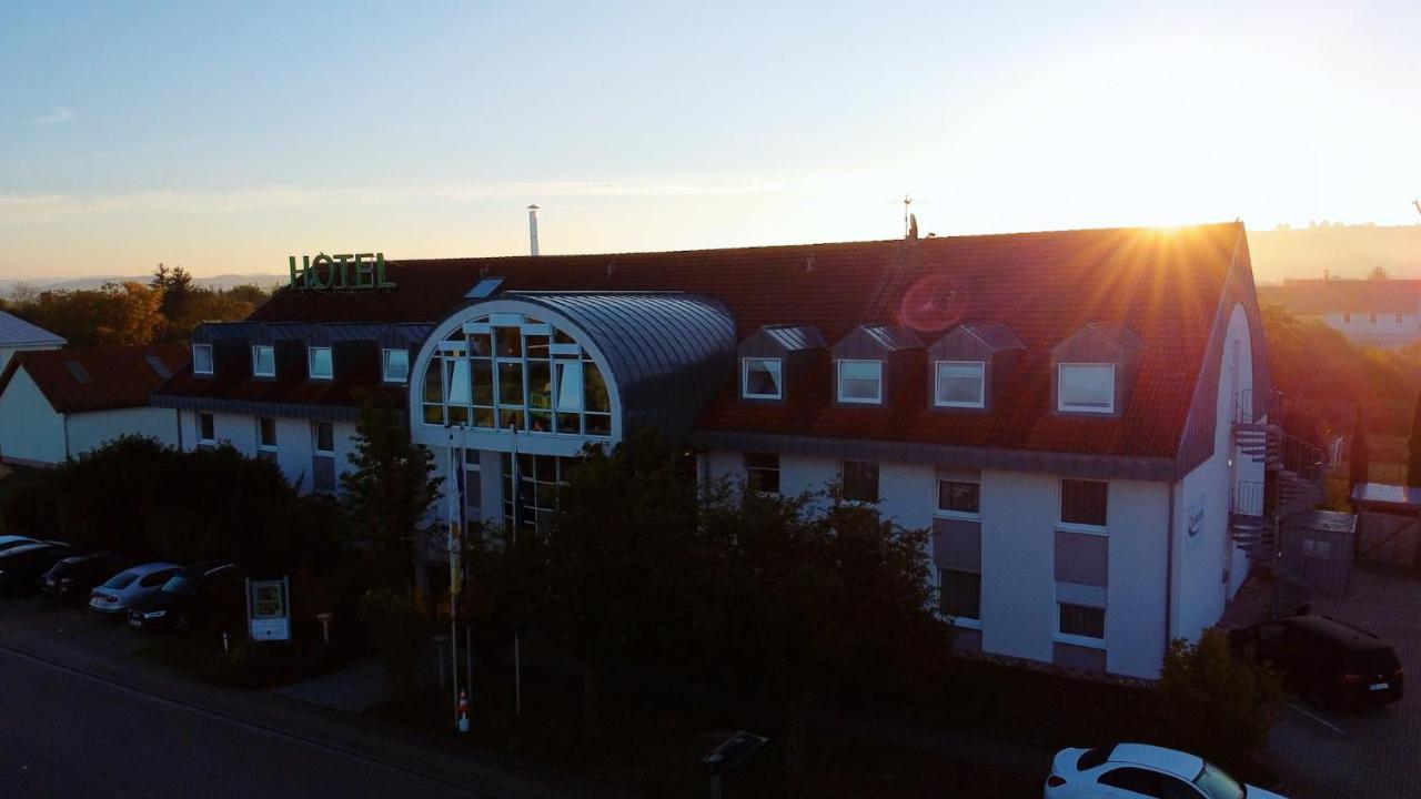 Hotel Sunparc - Shuttle Zum Europa-Park Rust 4Km & Rulantica 2Km Ringsheim Eksteriør bilde