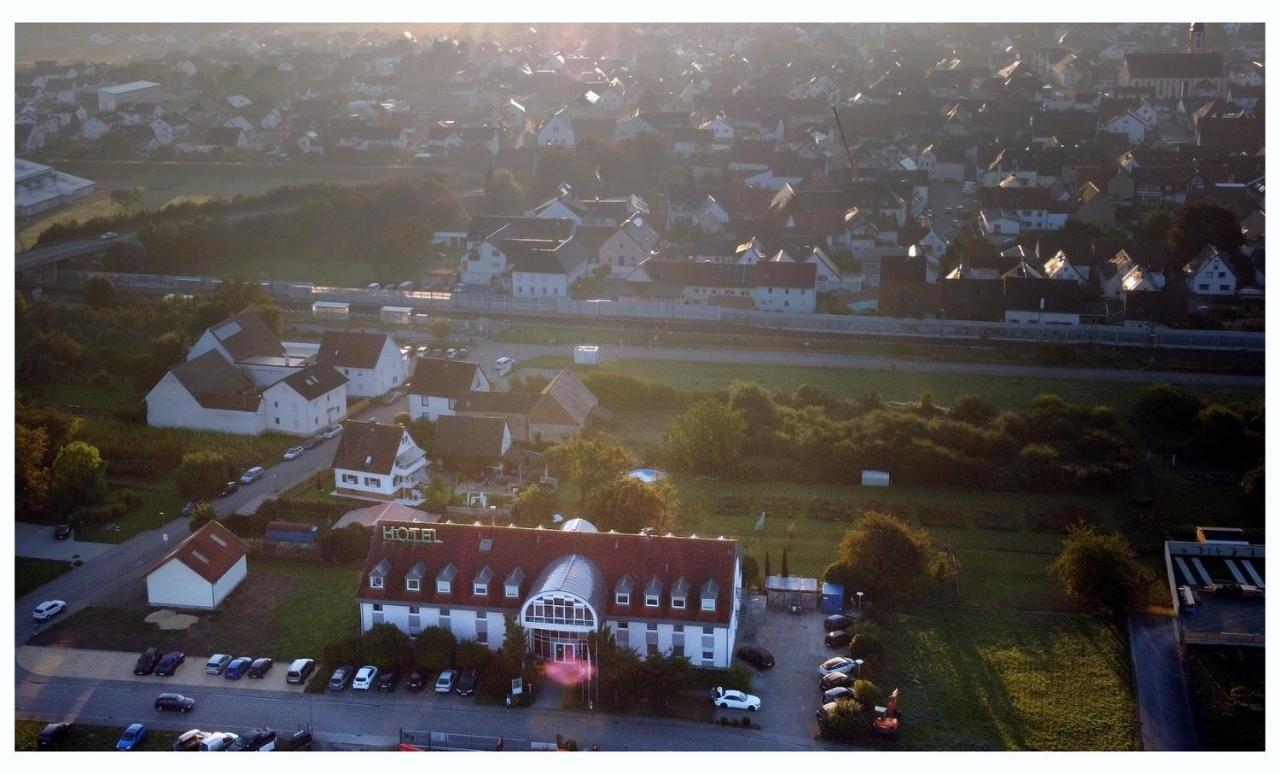 Hotel Sunparc - Shuttle Zum Europa-Park Rust 4Km & Rulantica 2Km Ringsheim Eksteriør bilde