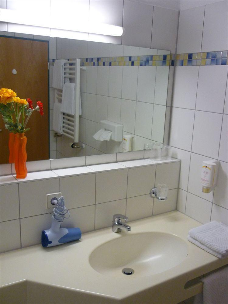Hotel Sunparc - Shuttle Zum Europa-Park Rust 4Km & Rulantica 2Km Ringsheim Eksteriør bilde