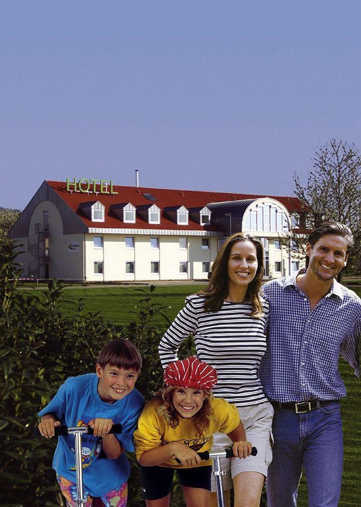 Hotel Sunparc - Shuttle Zum Europa-Park Rust 4Km & Rulantica 2Km Ringsheim Eksteriør bilde